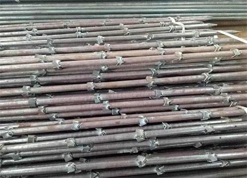 凤冈隧道钢花管